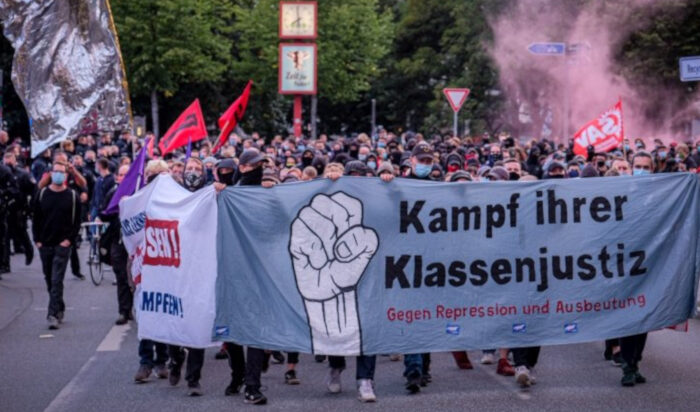 Razzia gegen Roten Aufbau – Kampf der Klassenjustiz!