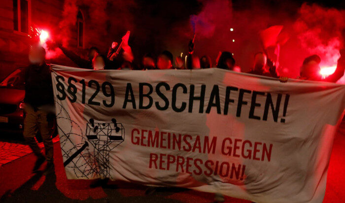 Kriminell ist der Kapitalismus, nicht der Widerstand dagegen! – Solidarität mit dem Roten Aufbau Hamburg!